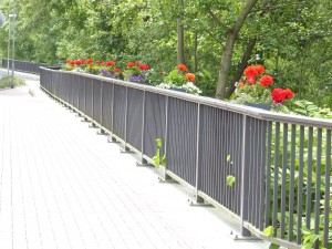 Blumen rewebrücke